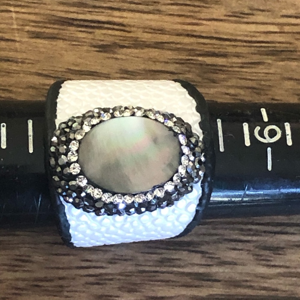 Abalone Leather ring - Picture 8 of 8